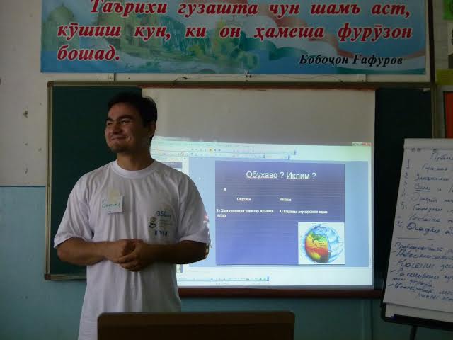 Bakhtier Rakhimov opens the School