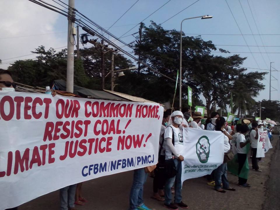 Anti-coal communities picketed in front of the 140 MW Petron and the 600 MW SMC Coal Plant in Limay, Bataan.