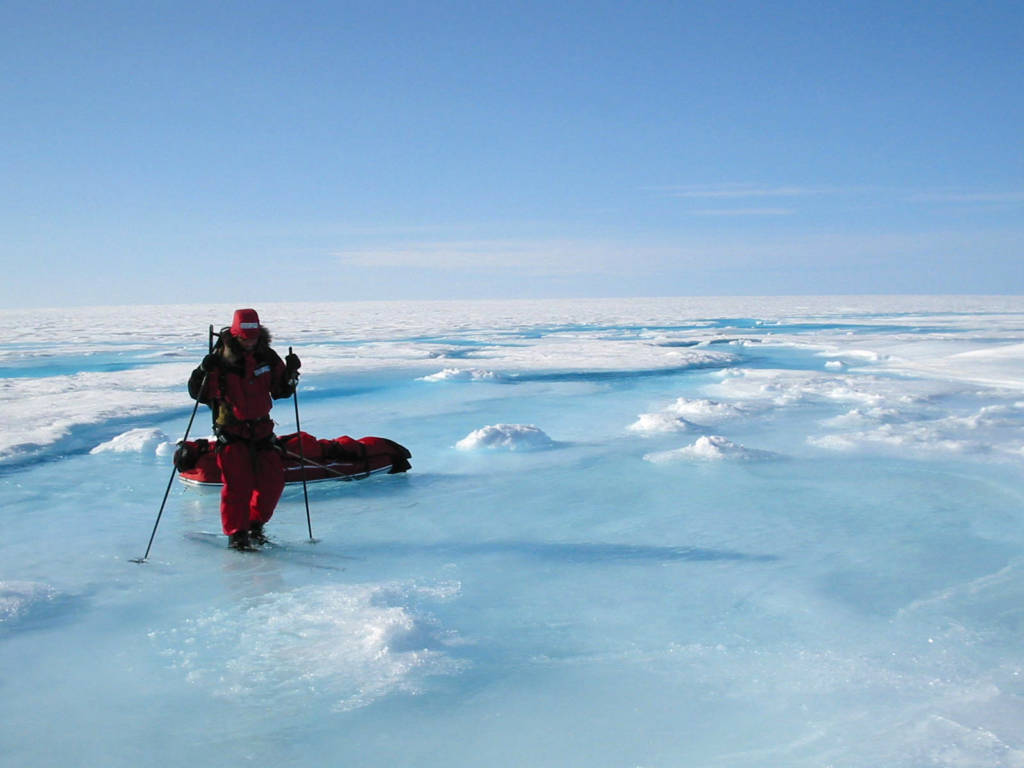 Grönlanti hiihtäessä sulamisvesiä II